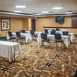 Hampton Inn&Suites Palestine 