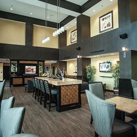 Hampton Inn & Suites Palestine 