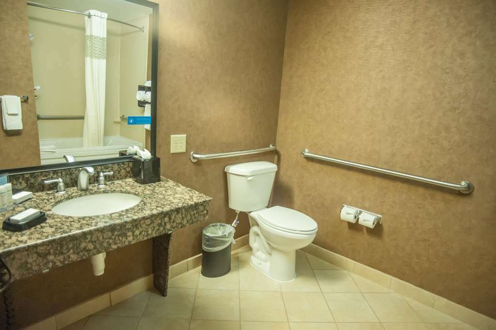 Hotel Hampton &