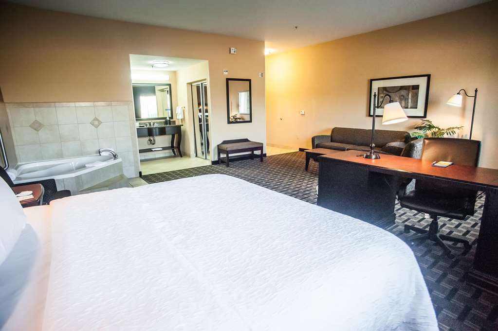 Hotel Hampton & Palestine