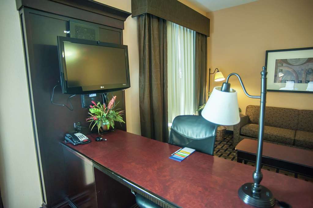 Hotel Hampton & 3*